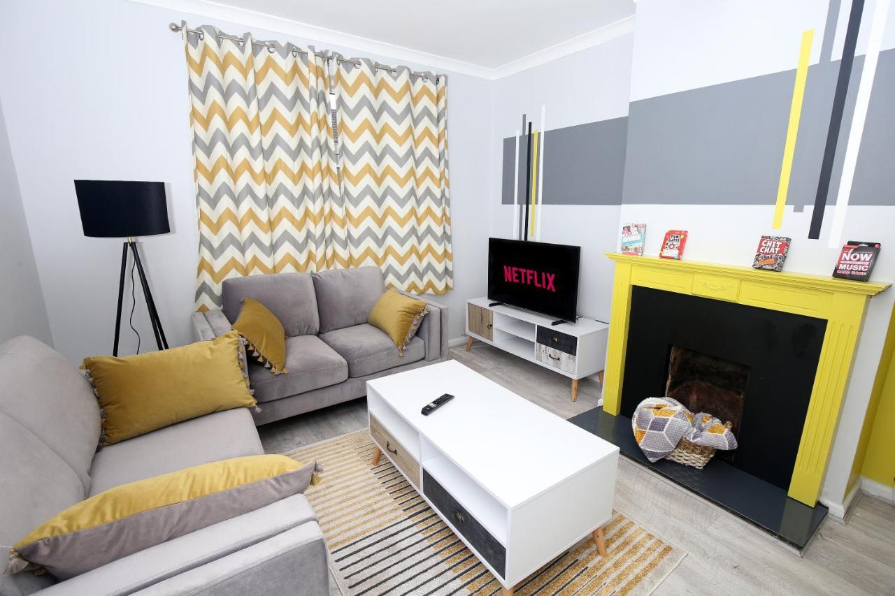 3-Bed House With Parking Near London O2 아파트 외부 사진